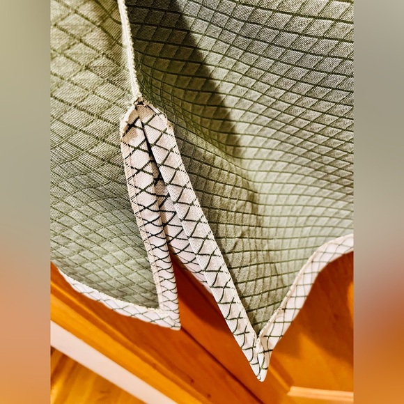 Vintage Men's Dk Green and White Patterned Jacket w/ Buttoned Front Pockets - Picture 10 of 16